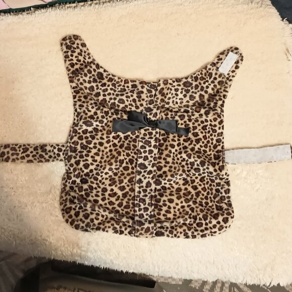 VGUC ~ Top Paw Faux Fur Leopard Print Dog Coat, Size: Medium - Picture 3 of 6